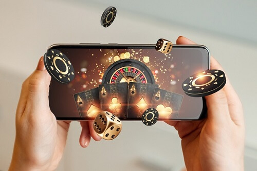 Advantages and Disadvantages of Playing on Mobile Casinos